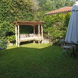 Maison En Pierre Restauree Avec Jardin Hébergement de vacances