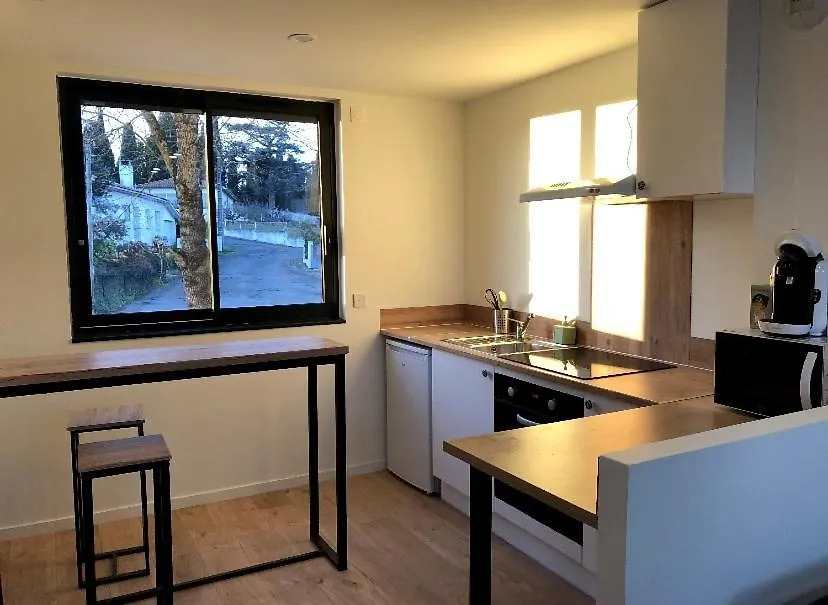 Immeuble Renove Au Centre D'Auch. Apartment France